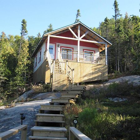 Chalet De La Montagne Vila Tadoussac Exterior foto